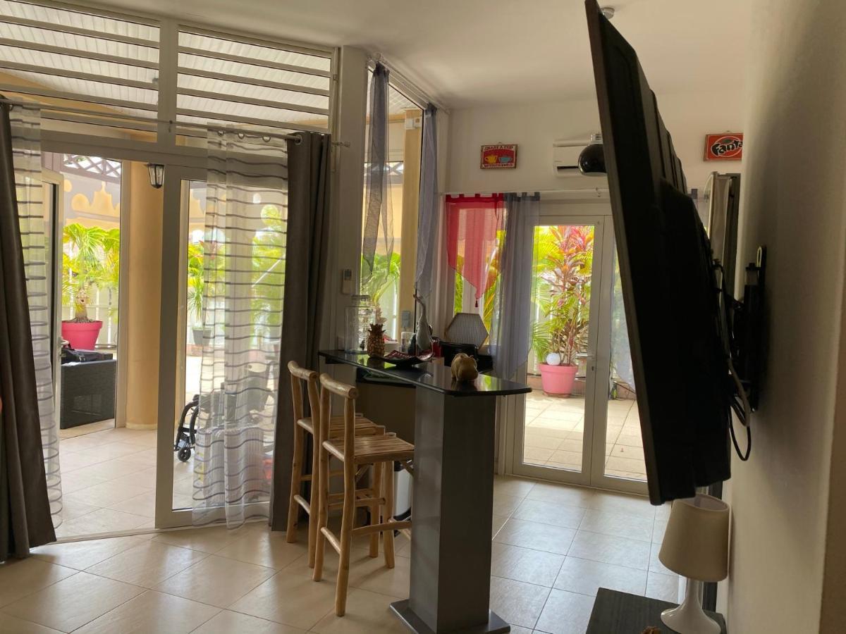 Villa Creole Domaine Prive De L'Anse Des Rochers Сен Франсоа Екстериор снимка