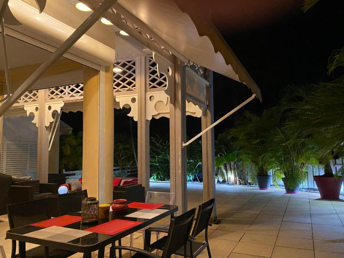 Villa Creole Domaine Prive De L'Anse Des Rochers Сен Франсоа Екстериор снимка